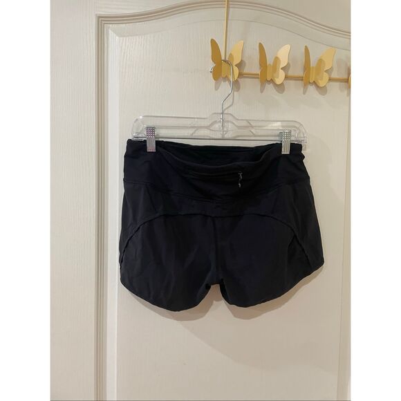Lululemon women’s black shorts size 6 - Picture 2 of 4